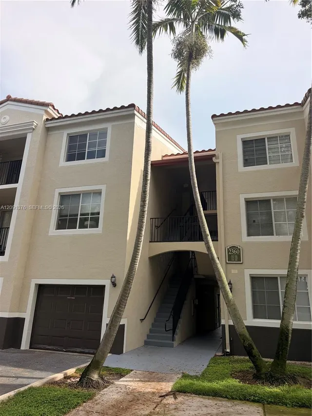 2-bedroom home at 2360 E Preserve Way #206, Miramar