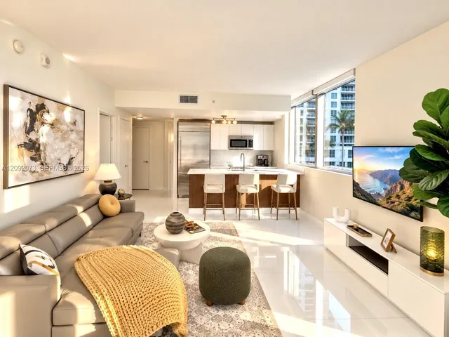 1-bedroom rental at 1300 Brickell Bay Drive #801, Miami