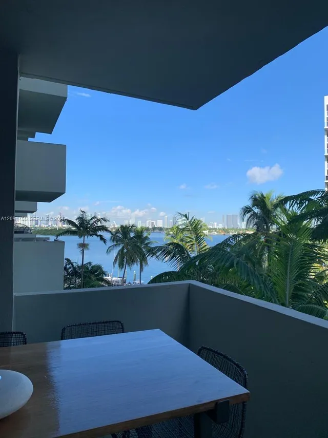 2-bedroom rental at 1500 Bay Road #546S, Miami Beach