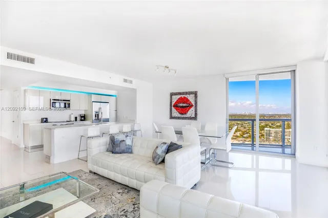 3-bedroom rental at 2600 E Hallandale Beach Boulevard #T2902, Hallandale Beach