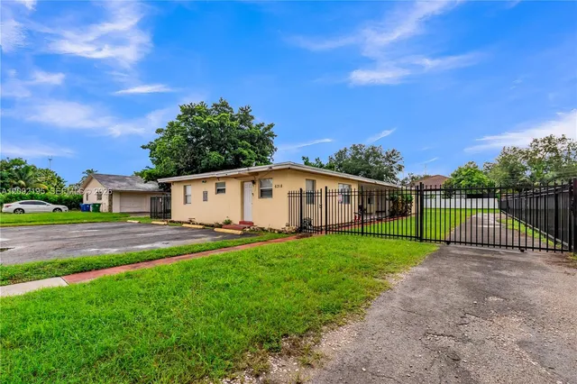 2-bedroom rental at 6318 SW 25th Street #4, Miramar