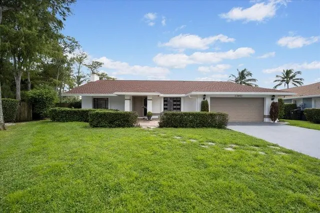 4-bedroom home at 13950 BARBERRY Court, Wellington
