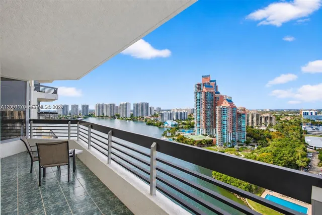 2-bedroom home at 3530 Mystic Pointe Drive #2002, Aventura