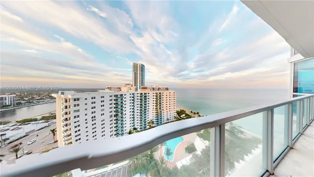 3-bedroom rental at 3101 S Ocean Drive #1705, Hollywood