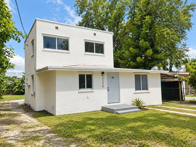 3-bedroom rental at 3229 NW 34th Street, Miami