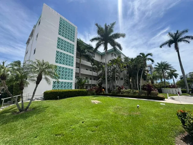 1-bedroom rental at 180 Isle Of Venice Drive #433, Fort Lauderdale