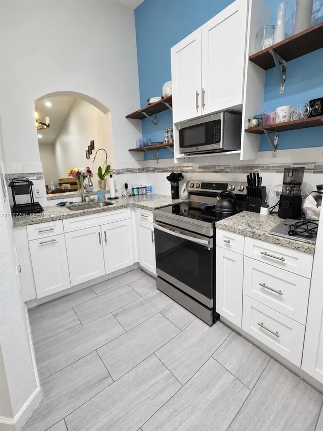2-bedroom rental at 7760 NW 22nd Street #205, Pembroke Pines