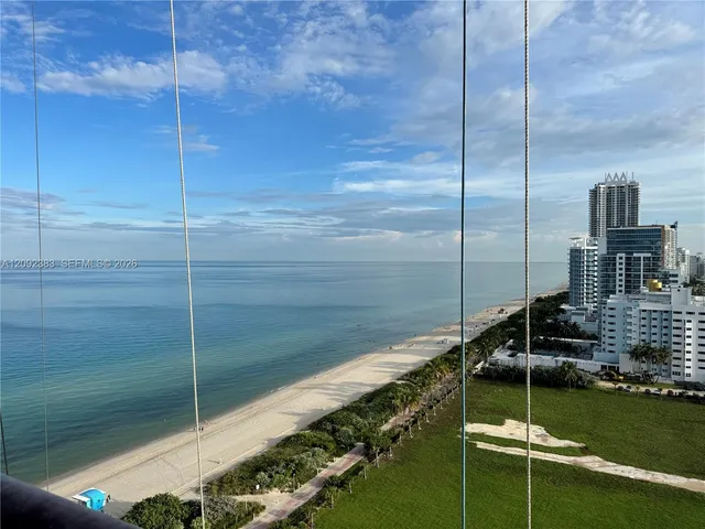 2-bedroom rental at 6767 Collins Avenue #1906, Miami Beach