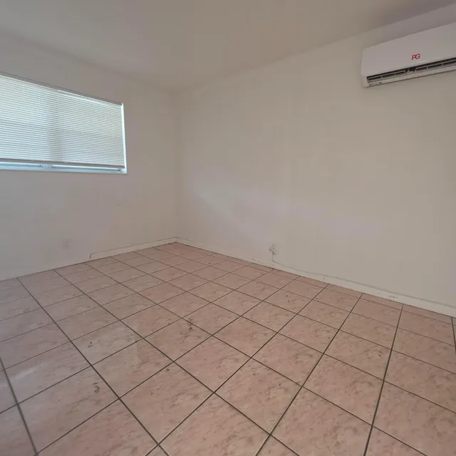 1-bedroom rental at 1826 Sherman Street #Apt 7, Hollywood