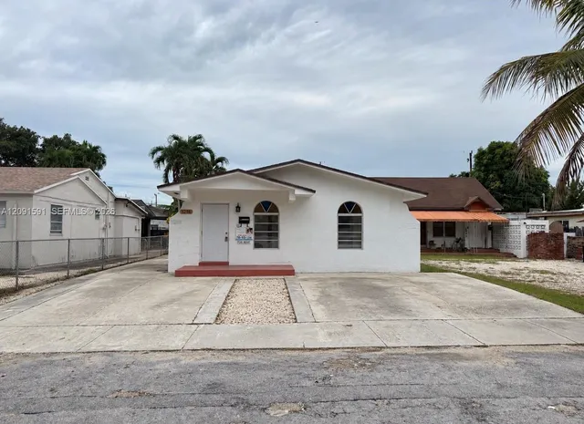 2-bedroom rental at 3216 SW 25th Terrace #3216, Miami