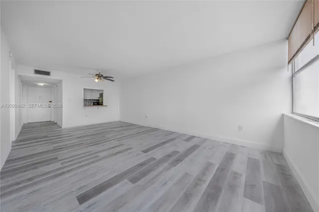 1-bedroom rental at 1300 NE Miami Gardens Drive #512E, Miami