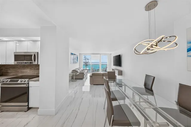 2-bedroom rental at 100 Bayview Drive #1908, Sunny Isles Beach