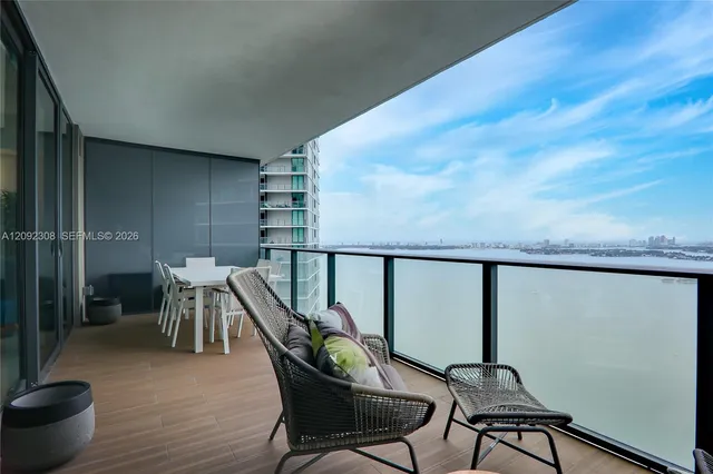 2-bedroom rental at 650 NE 32nd Street #4105, Miami