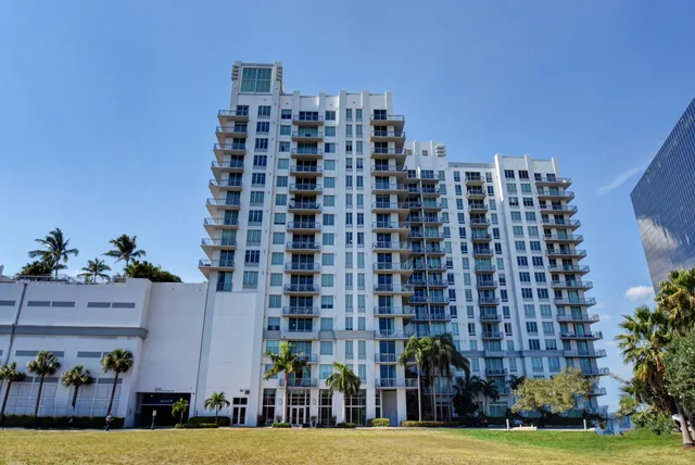 2-bedroom home at 300 S Australian Avenue #128, West Palm Beach