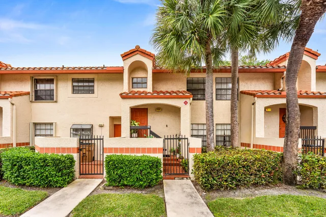 2-bedroom home at 906 CONGRESSIONAL Way #906, Deerfield Beach
