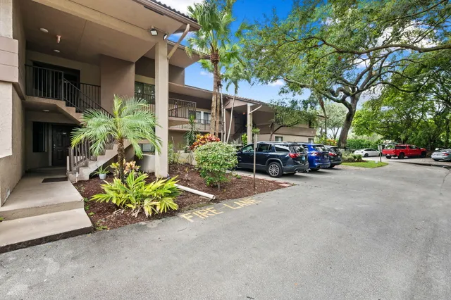 2-bedroom home at 9503 NW 2ND Place #3-B, Coral Springs