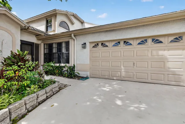 3-bedroom home at 10940 Stafford Circle S, Boynton Beach