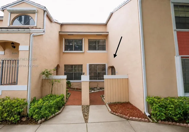 3-bedroom home at 11856 NW 11th Street #11856, Pembroke Pines