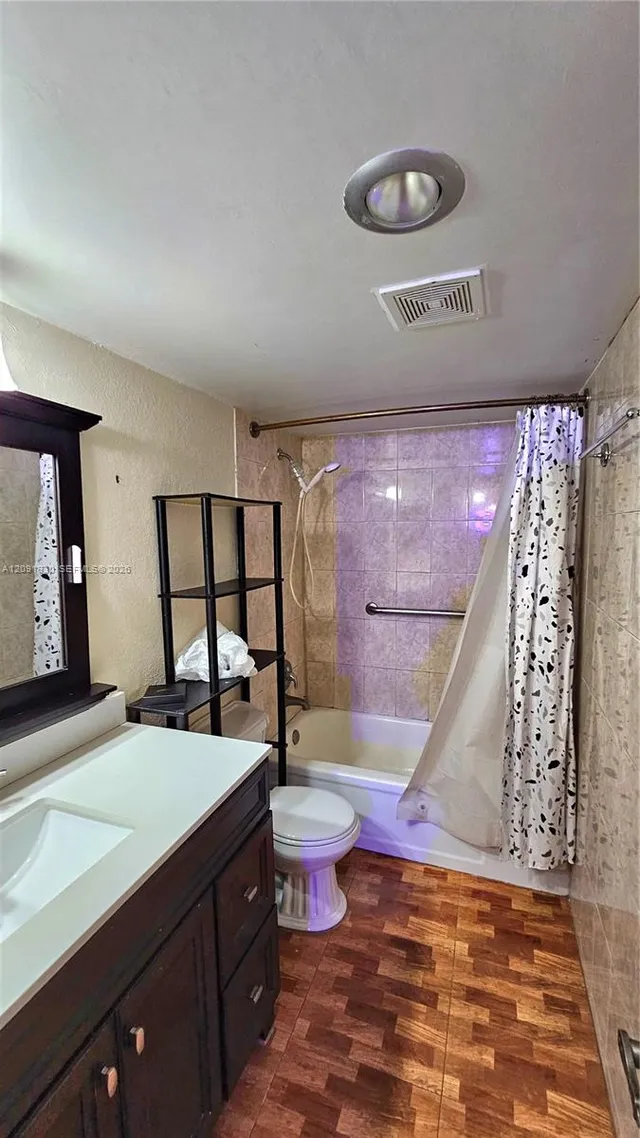 3-bedroom rental at 3954 Inverrary Drive #B2, Lauderhill