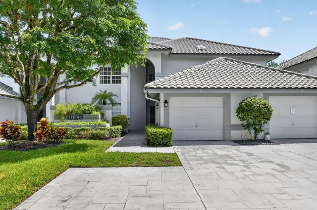 2-bedroom home at 11691 Briarwood Circle, Boynton Beach