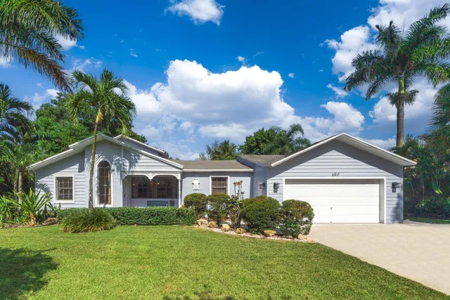 5-bedroom home at 400 E Acre Drive, Plantation