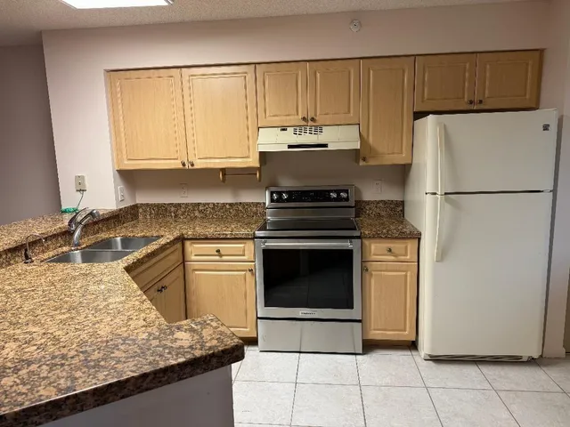 2-bedroom rental at 2205 S Cypress Bend Drive #307, Pompano Beach