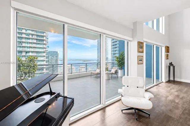 2-bedroom home at 60 SW 13th Street #4002, Miami