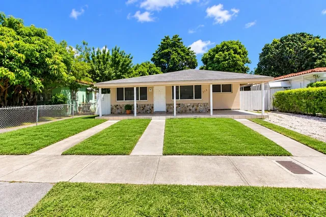 4-bedroom home at 215 NW 67th Avenue, Miami