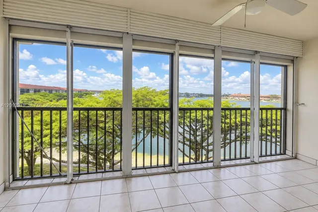 2-bedroom home at 1500 SW 131st Way #406N, Pembroke Pines