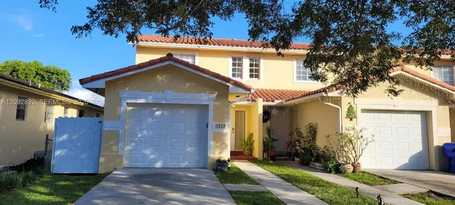 3-bedroom home at 5829 Grant Street, Hollywood