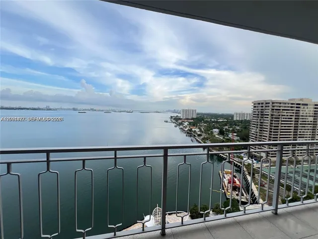 2-bedroom rental at 11111 Biscayne Boulevard #20E, Miami