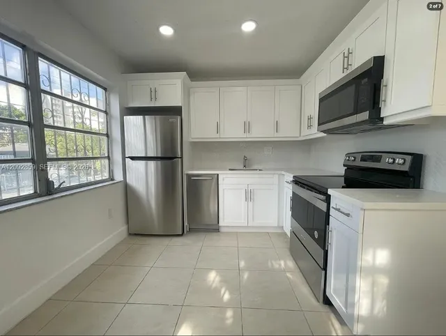 2-bedroom rental at 858 SW 2nd Street #4, Miami
