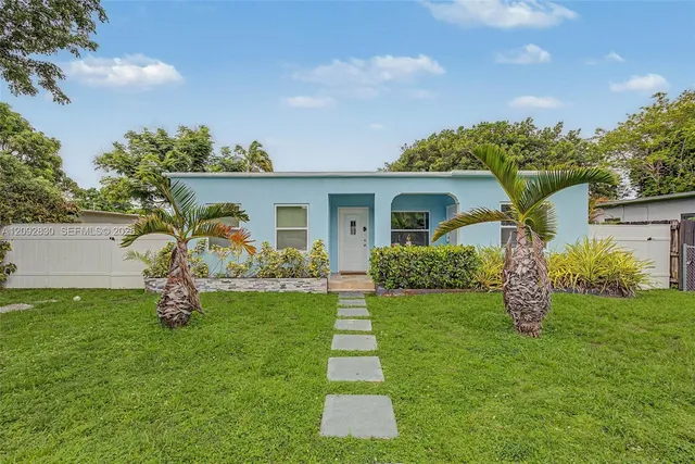 4-bedroom rental at 5910 SW 62nd Terrace #0, South Miami