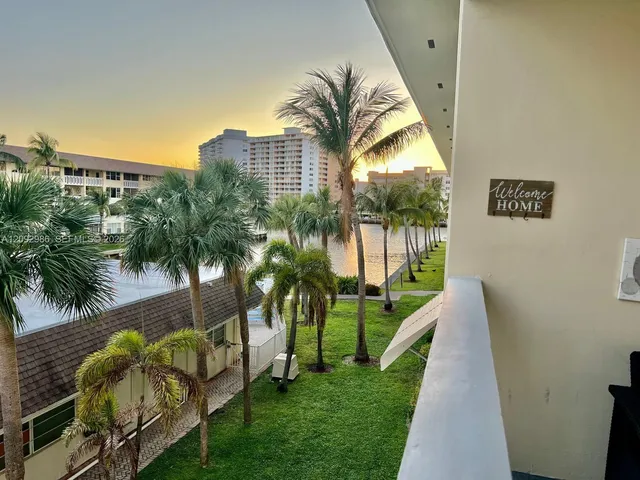 2-bedroom rental at 1889 S Ocean Drive #301, Hallandale Beach