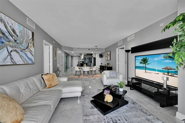 3-bedroom rental at 1800 S Ocean Drive #1408, Hallandale Beach