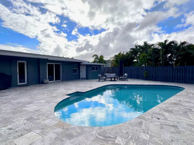 4-bedroom home at 525 NE 27th Street, Wilton Manors