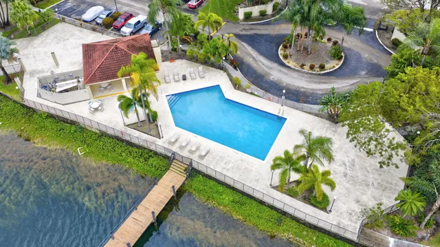 2-bedroom rental at 117 LAKE EMERALD Drive #408, Oakland Park