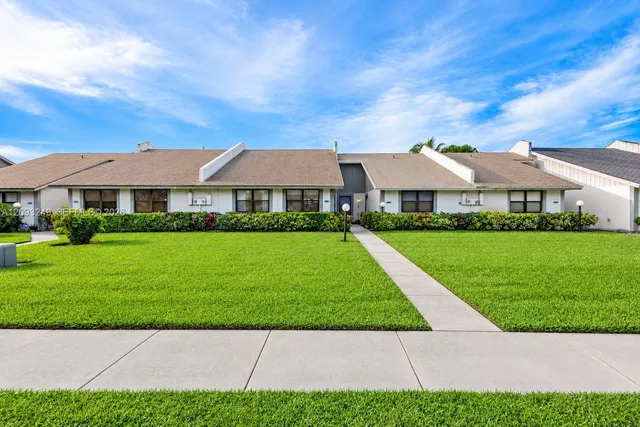 3-bedroom home at 6064 NW 3rd Street, Margate