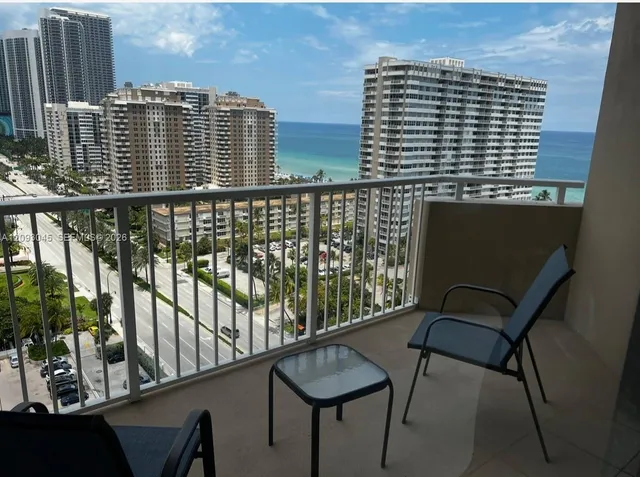 1-bedroom rental at 1985 S Ocean Drive #17M, Hallandale Beach