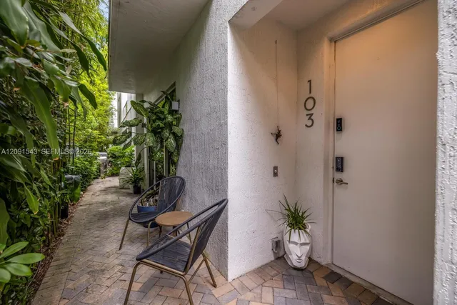 3-bedroom rental at 455 NE 39th Street #103, Miami