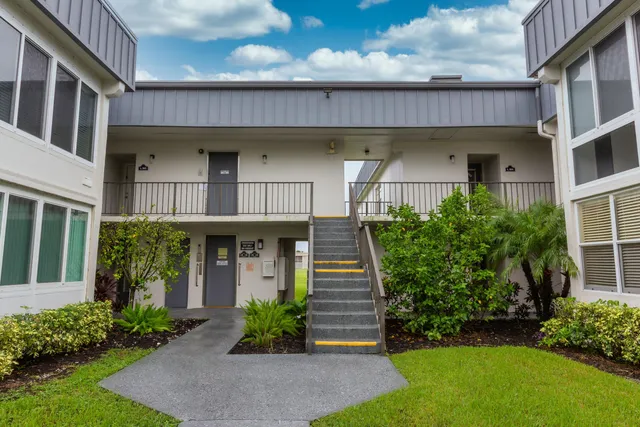 2-bedroom home at 557 PIEDMONT L, Delray Beach