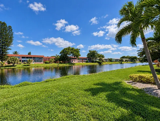 2-bedroom home at 173 Dorchester H #173, West Palm Beach