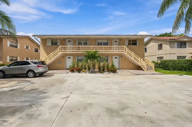 2-bedroom rental at 4106 RIVERSIDE Drive #1-4, Coral Springs