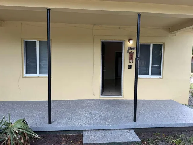 2-bedroom rental at 1304 NW 4TH Street, Fort Lauderdale