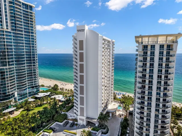 1-bedroom home at 17375 Collins Avenue #1404, Sunny Isles Beach