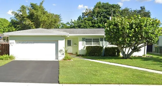 4-bedroom home at 949 NW 9th Street, Homestead