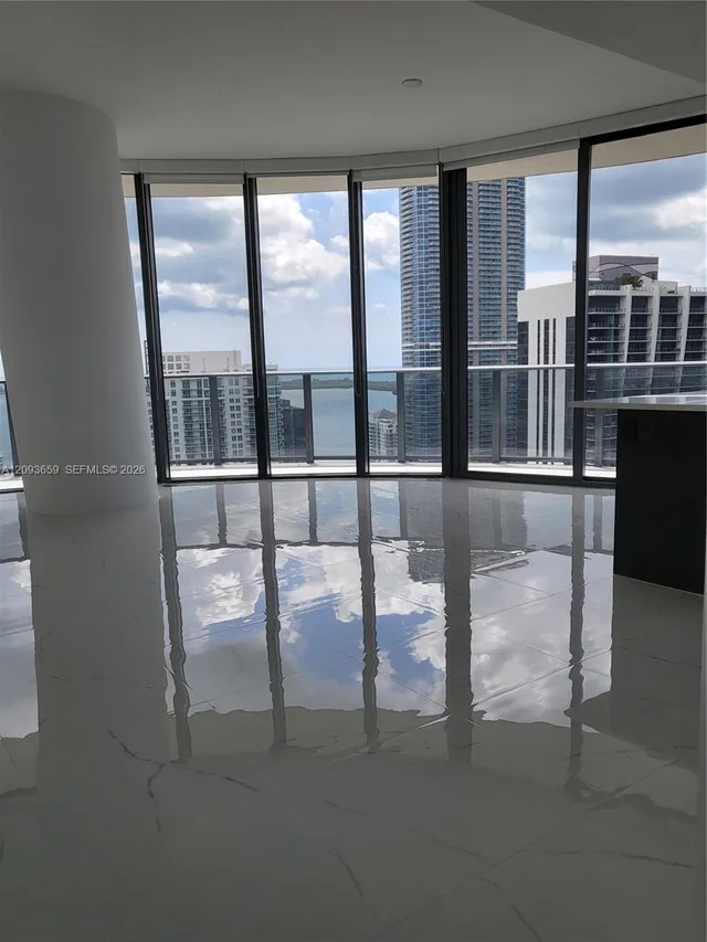 3-bedroom home at 45 SW 9th Street #4303, Miami