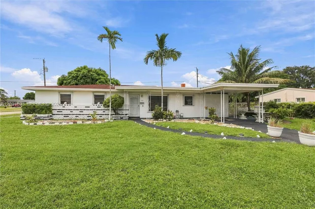 4-bedroom home at 17100 NW 45th Court, Miami Gardens