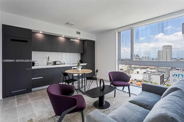 2-bedroom rental at 227 NE 2nd Street #2806, Miami