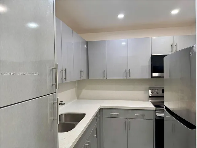 2-bedroom rental at 4675 W 18th Court #501, Hialeah